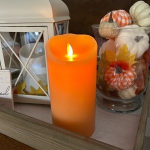 Authentic Luminara Led Moving Wick Candle has Timer 🎃